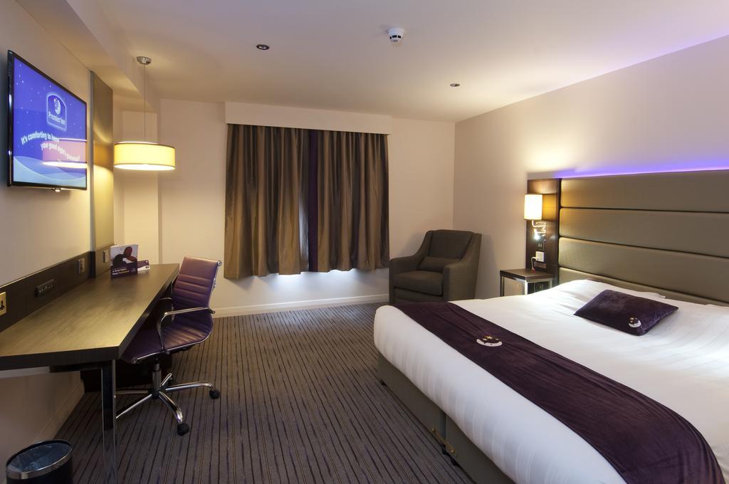 Premier Inn Falkirk - Larbert Extérieur photo