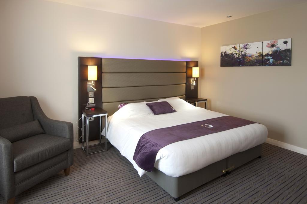 Premier Inn Falkirk - Larbert Extérieur photo